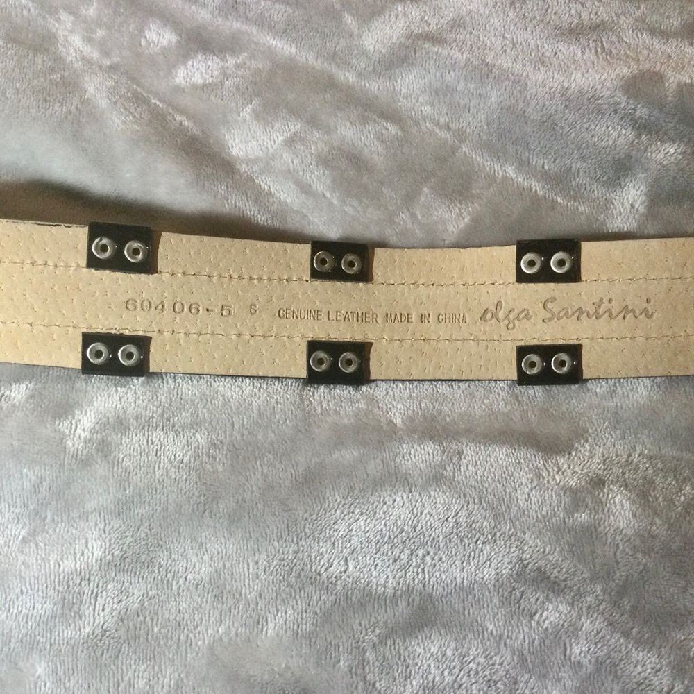 OLGA SANTINI GENUINE LEATHER BELT.